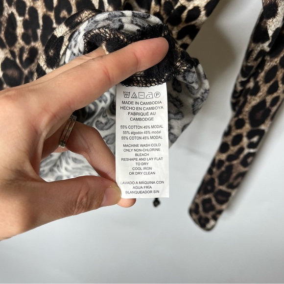 NWT Michael Michael Kors Leopard Animal Print Square Neck Long Sleeve Top Small - Picture 8 of 13